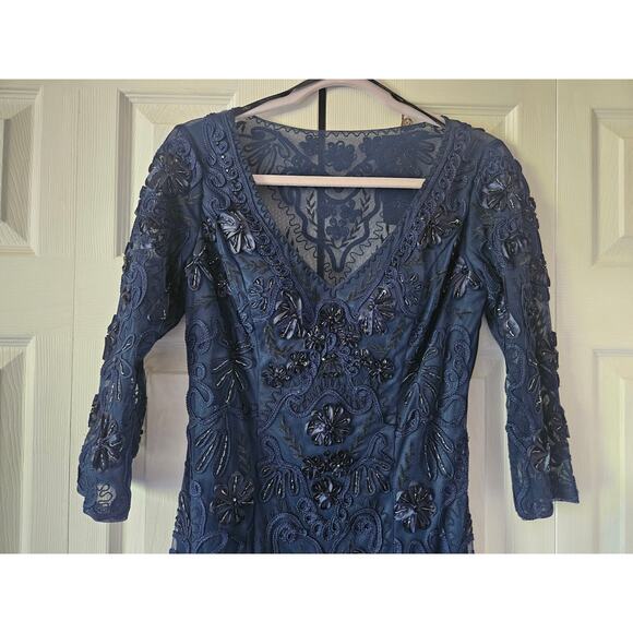 SUE WONG 3/4 Sleeve V-Neck Embellished Dress, Navy Tonal, Women's 6 NWT - Picture 2 of 10